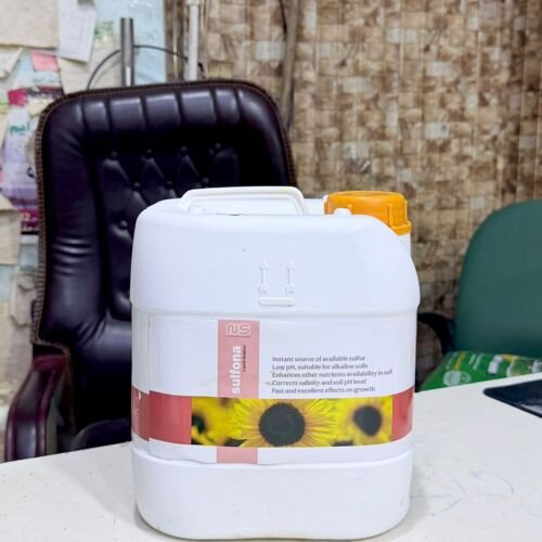 2nd Sulfona Liquid Sulphur 8Liter Sulphur(S) 200g/L Nitrogen(N) 20g/L Biochemically Converted, Low pH, it nullifies salinity negative effects in soil Nutri Science Techno Agri Solutions